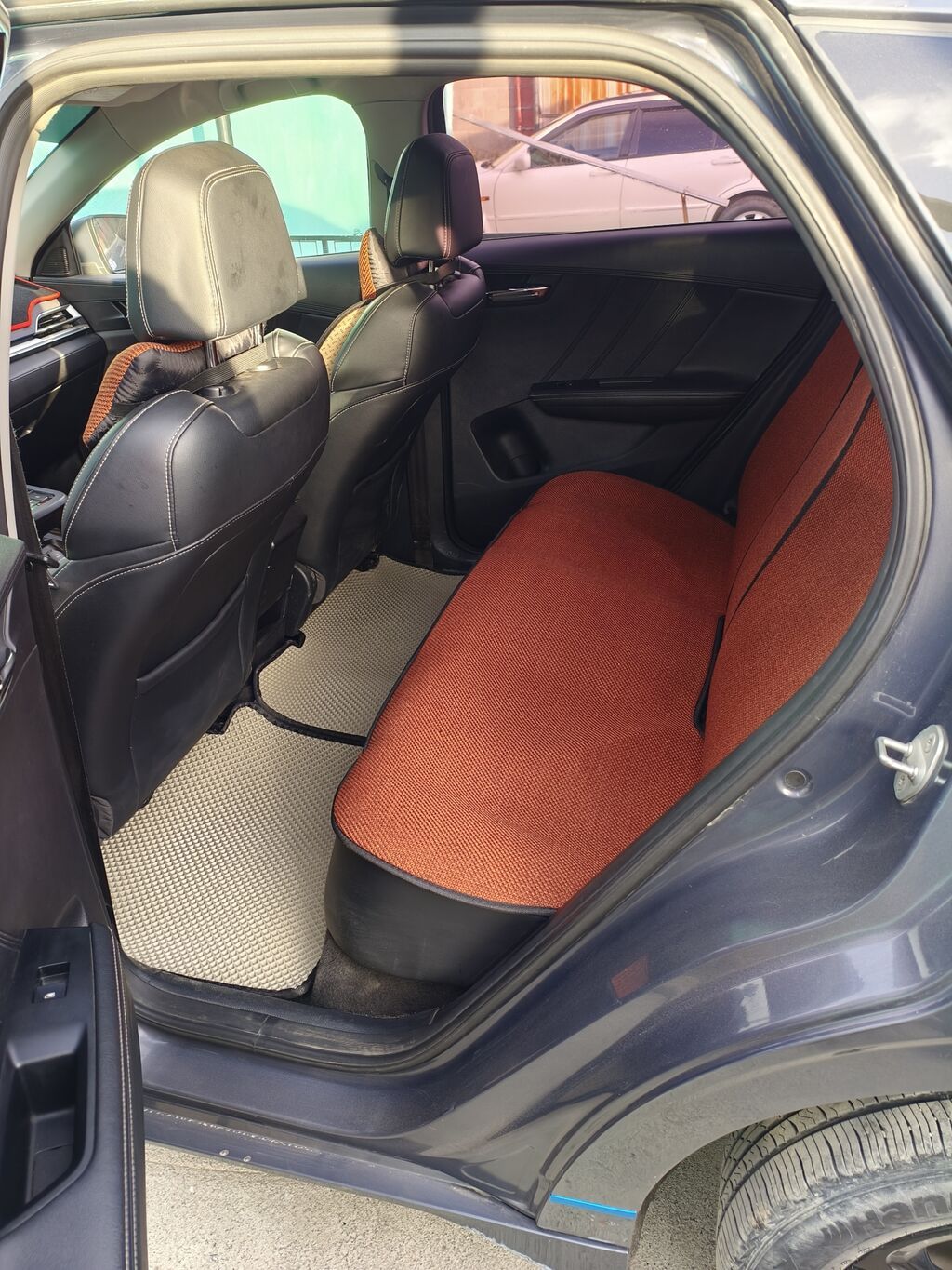BYD Song Pro: 2020 г., Автомат, Гибрид, Кроссовер: фото 8