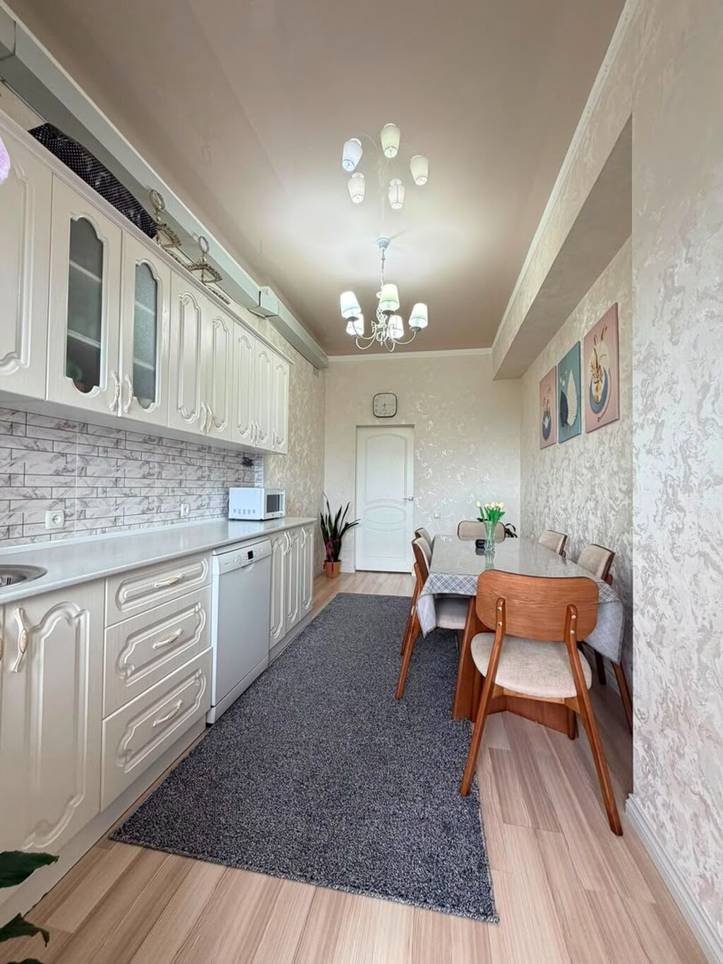 3 комнаты, 118 м², Южная Магистраль Элитка, 8 этаж, Евроремонт: фото 3