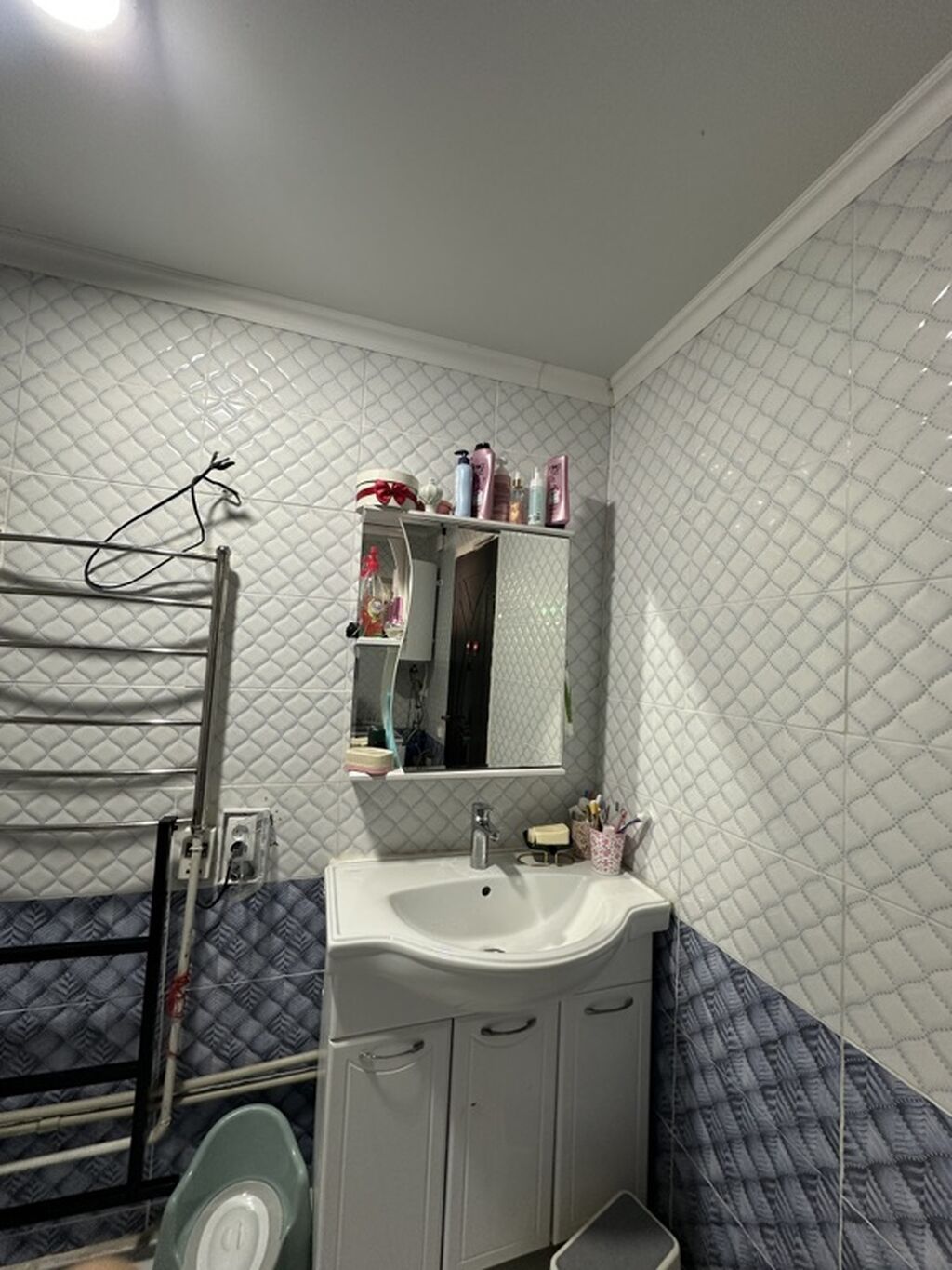 Каракол шаарынан Үй сатылат срочно! Баасы 85 000$ - Просторная: фото 5
