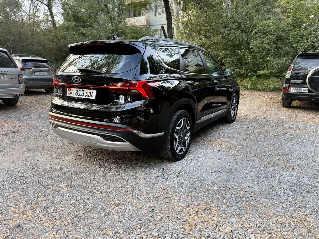 Hyundai Santa Fe: 2022 г., 1.6 л, Автомат, Гибрид, Кроссовер: фото 3