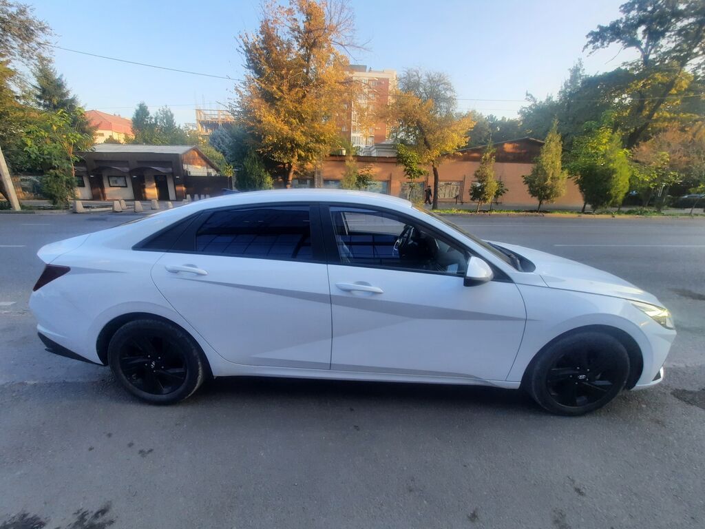 Hyundai Avante, 2022 г., 1.6 л, автомат, седан: фото 3