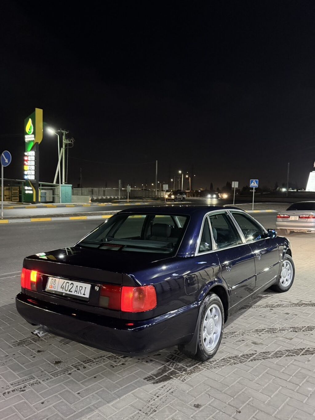 Audi A6: 1995 г., 2.6 л, Механика, Бензин, Седан: фото 4