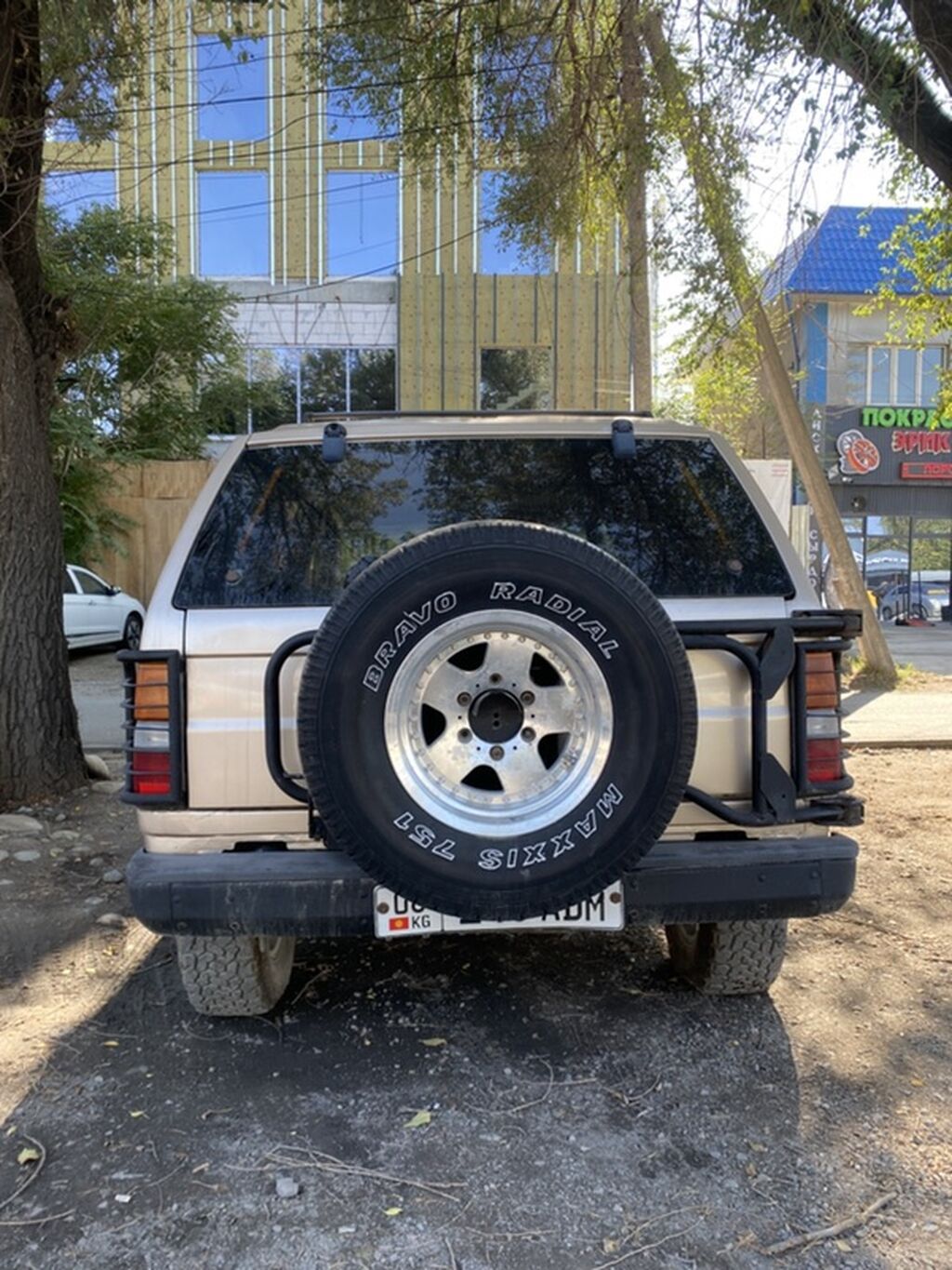 Nissan Pathfinder: 1990 г., 3 л, Автомат, Бензин, Внедорожник: фото 1
