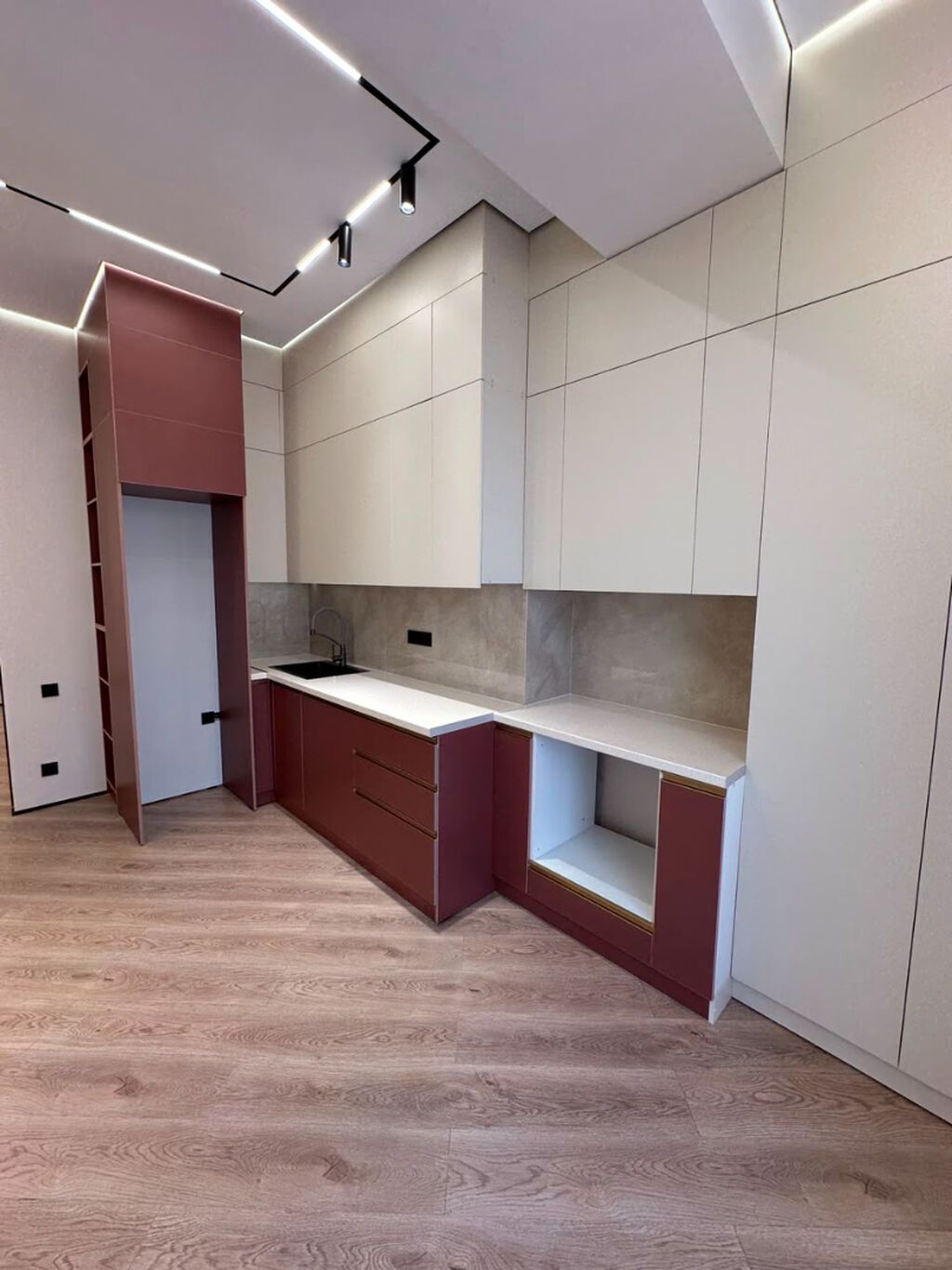 Продам 3-комн. квартиру 75 м², Асанбай, Евроремонт: фото 7