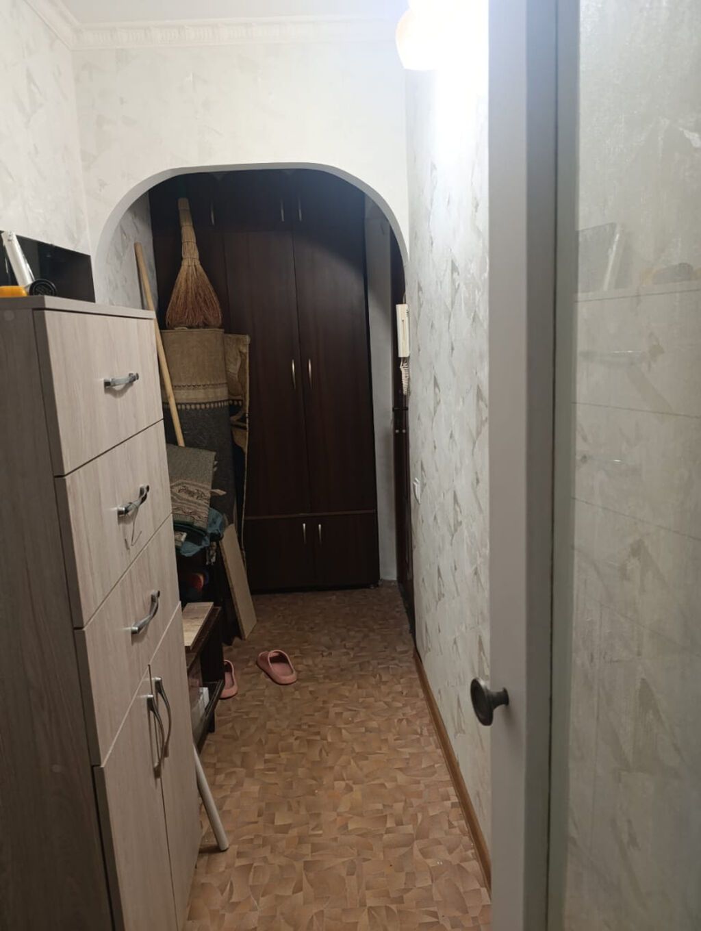 1 комната, 32 м², ул. Калык Акиева 104 серия, 1 этаж, Косметический ремонт: фото 2
