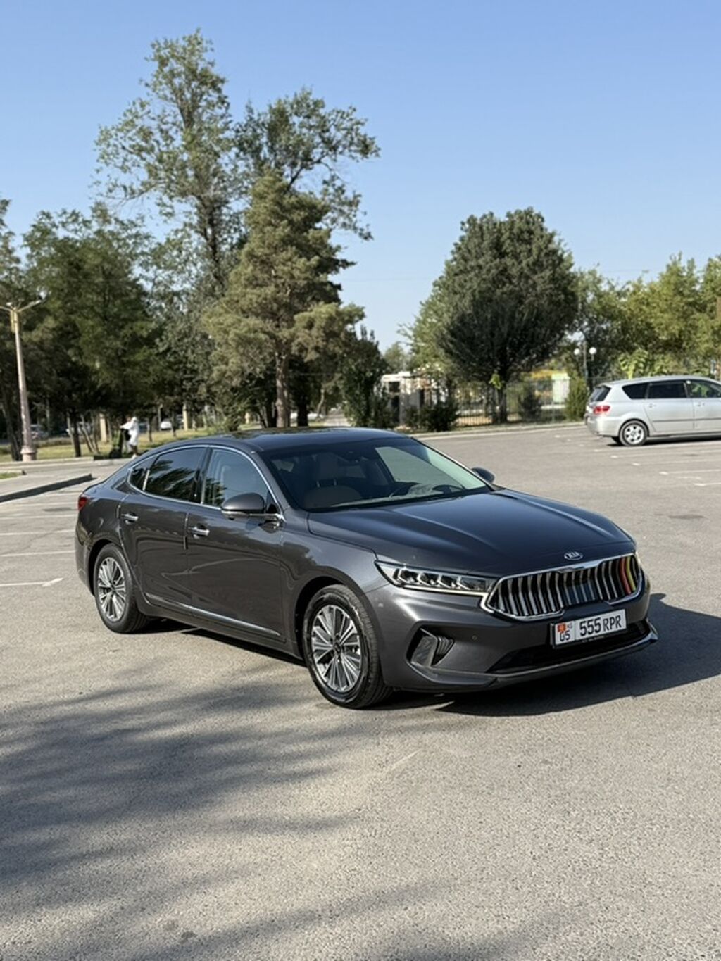 Kia Cadenza