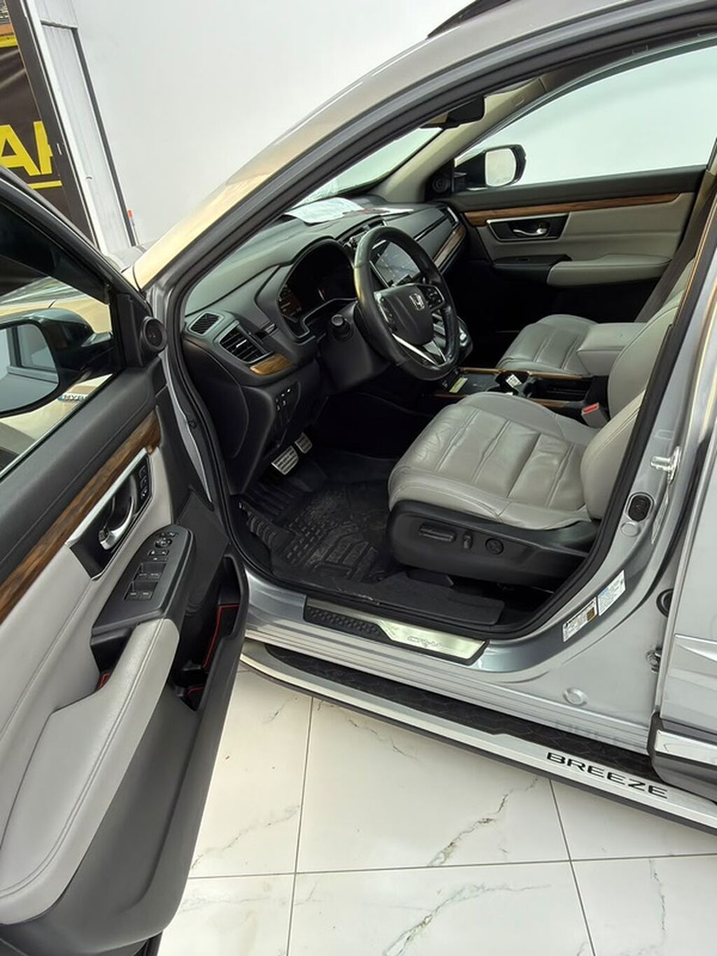 Honda CR-V: 2021 г., 2 л, Вариатор, Гибрид, Кроссовер: фото 3
