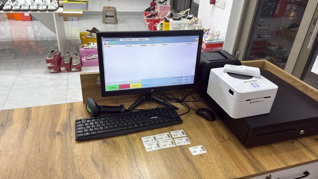 Mağaza üçün tam POS (Satış Nöqtəsi) sistemi Komplektdə: - Monitor və