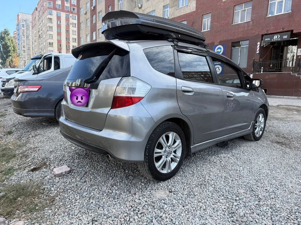 Honda Сегодня: 2009 г., 1.5 л, Автомат, Бензин, Хэтчбэк: фото 2