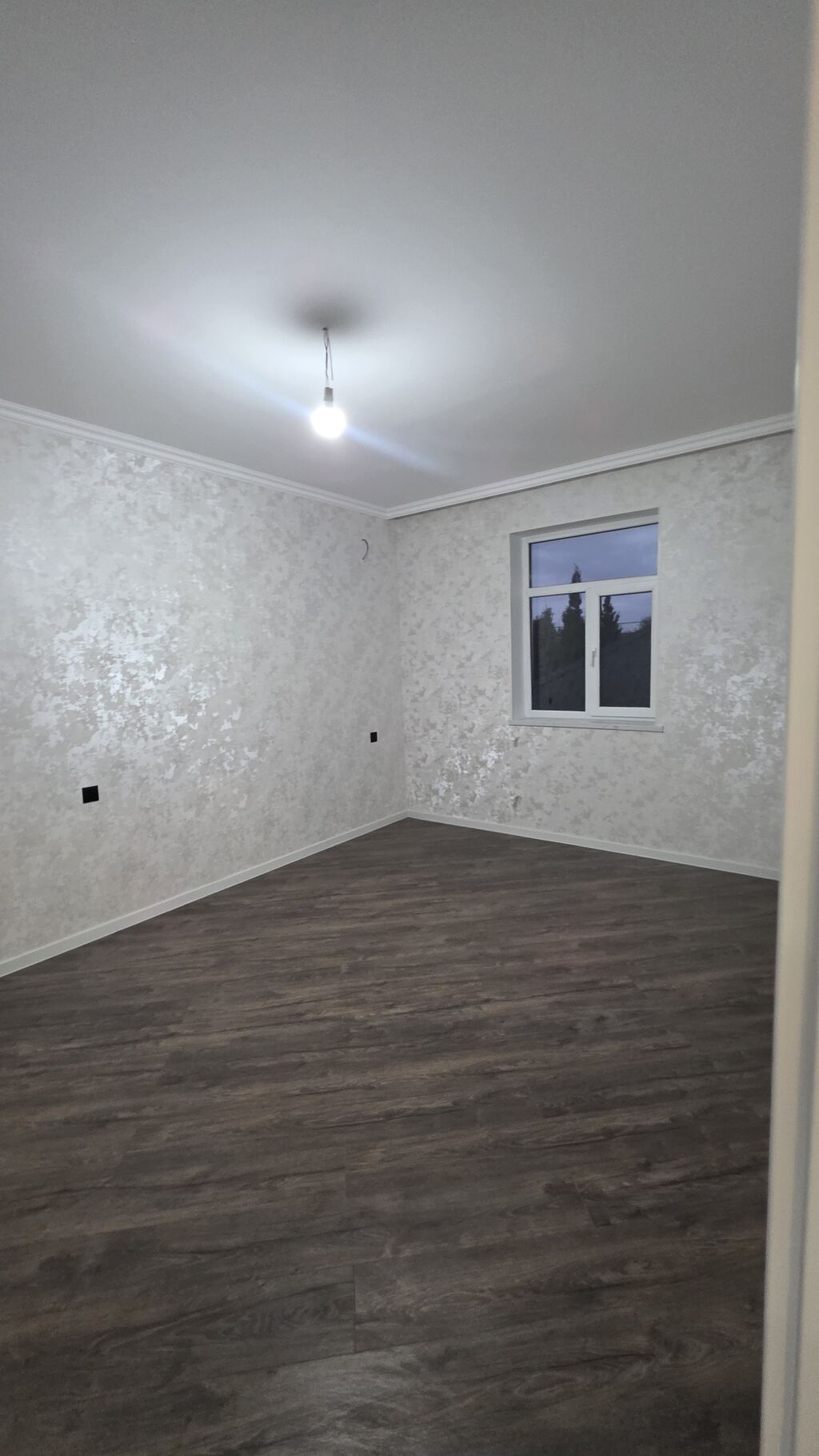 4 otaqlı, 168 kv. m, Yeni təmirli