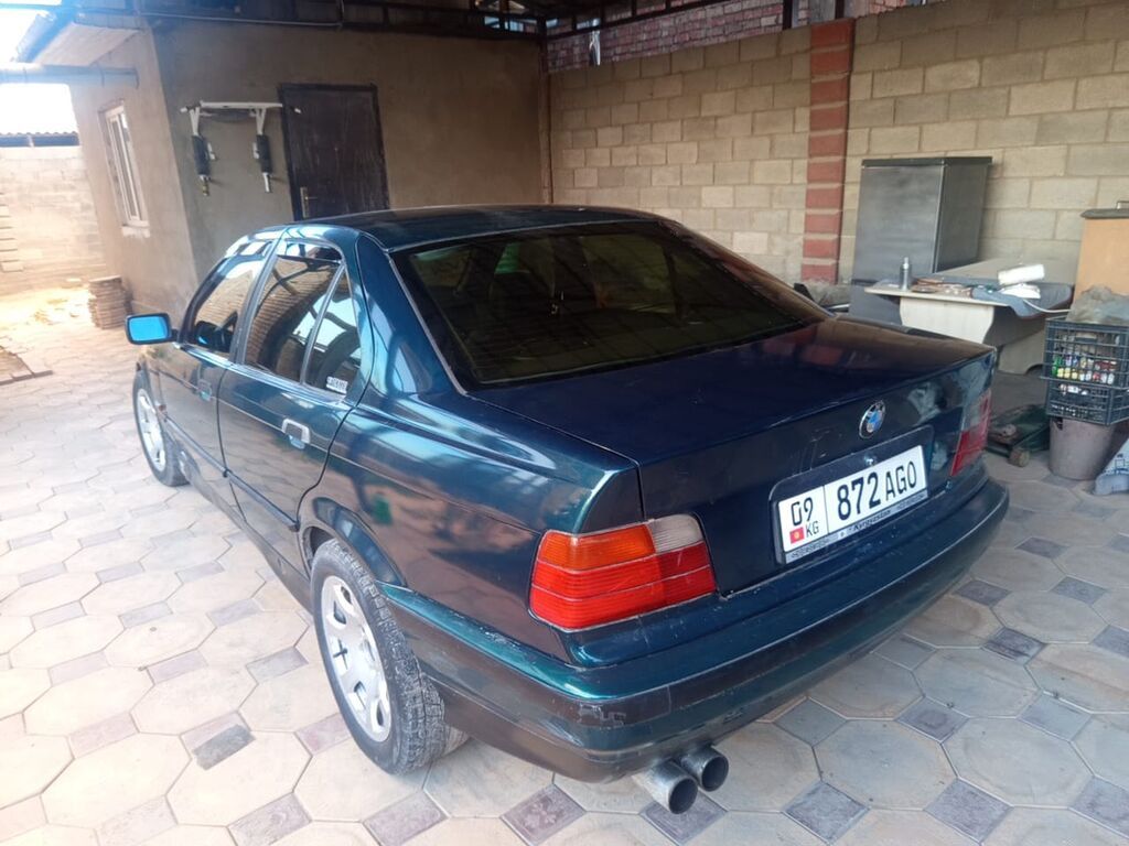 BMW 3 series: 1994 г., 2 л, Механика, Бензин, Седан: фото 4