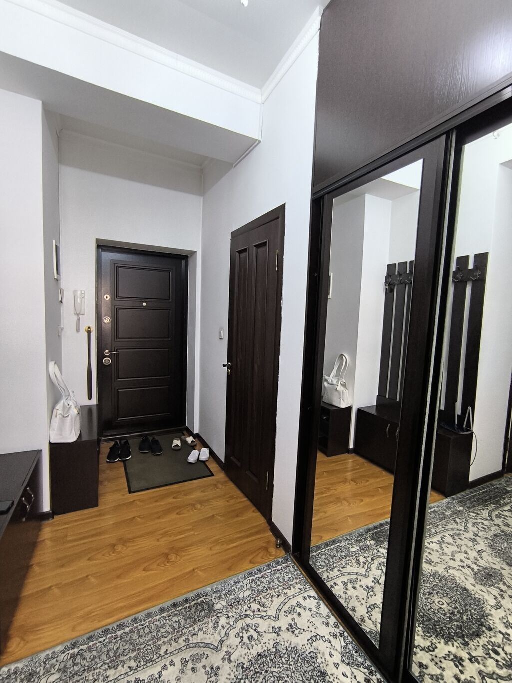 2 комнаты, 78 м², Бишкек Парк ТРЦ Элитка, 3 этаж, Евроремонт: фото 6