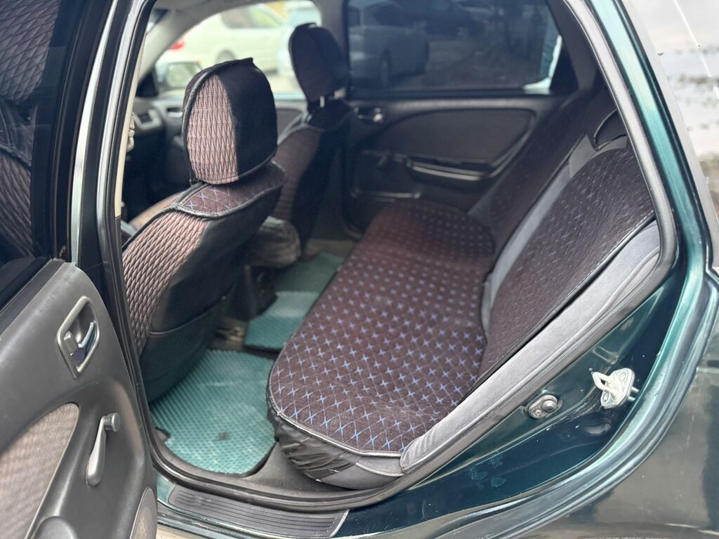 Toyota Avensis: 2000 г., 1.8 л, Механика, Бензин, Универсал: фото 7