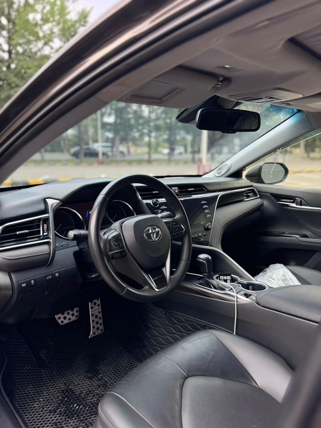 Toyota Camry: 2018 г., 2.5 л, Автомат, Бензин, Седан: фото 6