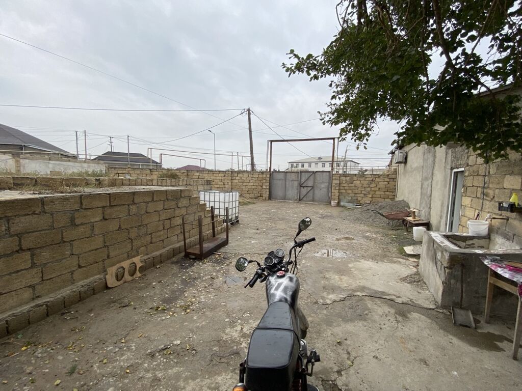 5 otaqlı, 300 kv. m, Kredit yoxdur, Təmirsiz