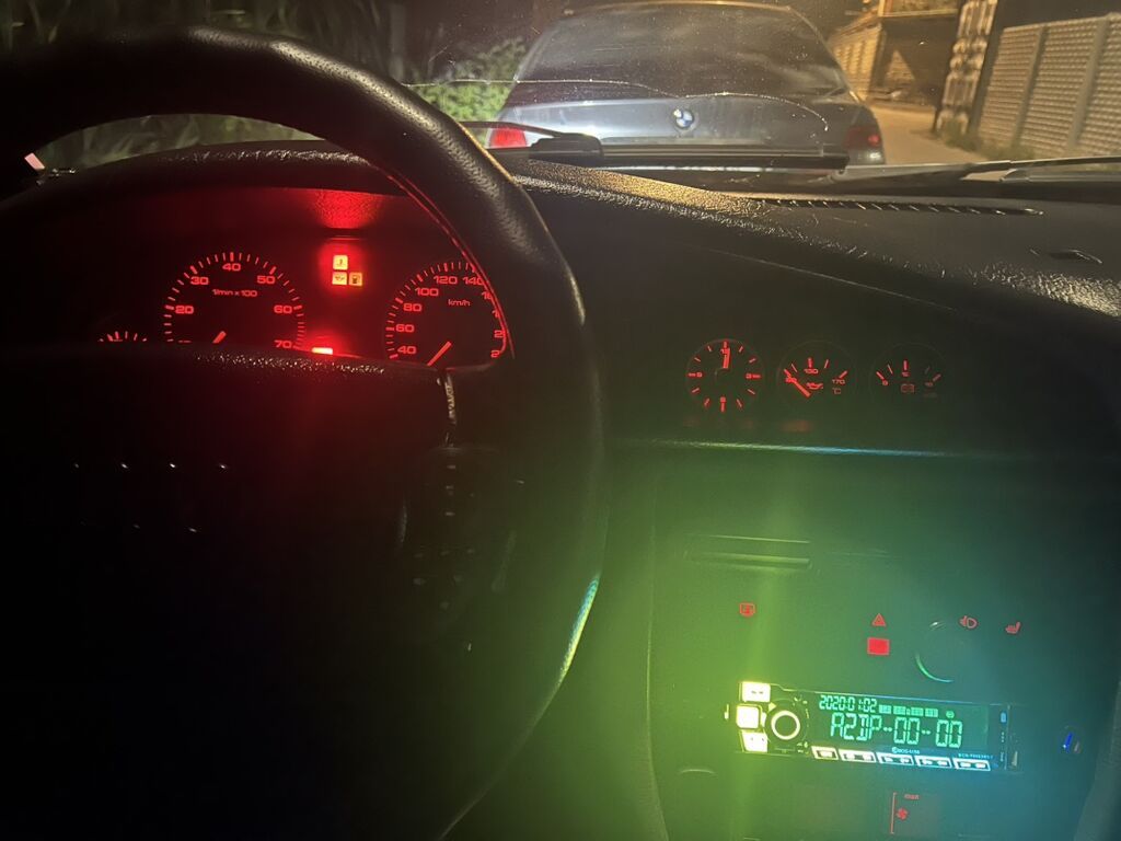 Audi A6: 1996 г., 1.8 л, Механика, Бензин, Седан: фото 8