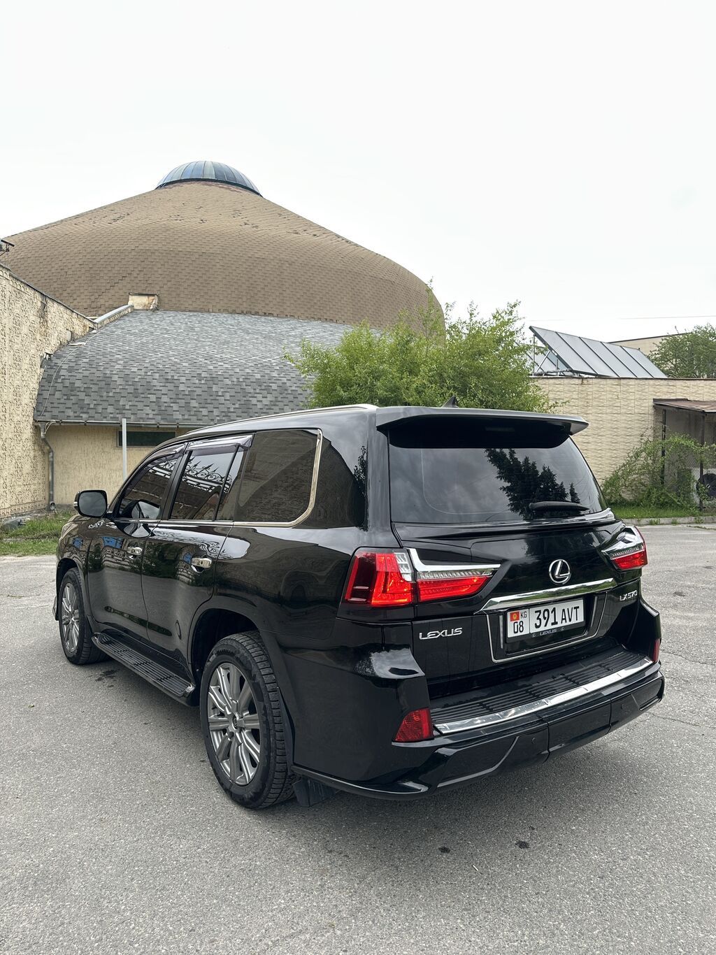 Lexus LX: 2009 г., 5.7 л, Автомат, Газ, Внедорожник: фото 5