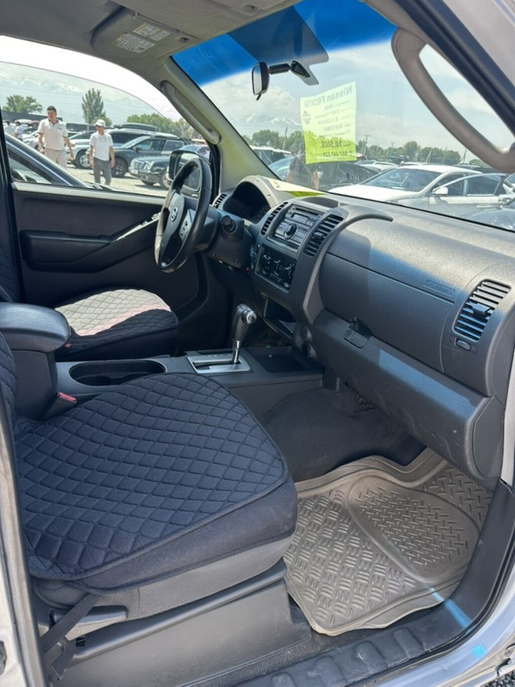 Nissan Navara (Frontier): 2008 г., 2.5 л, Автомат, Пикап: фото 3