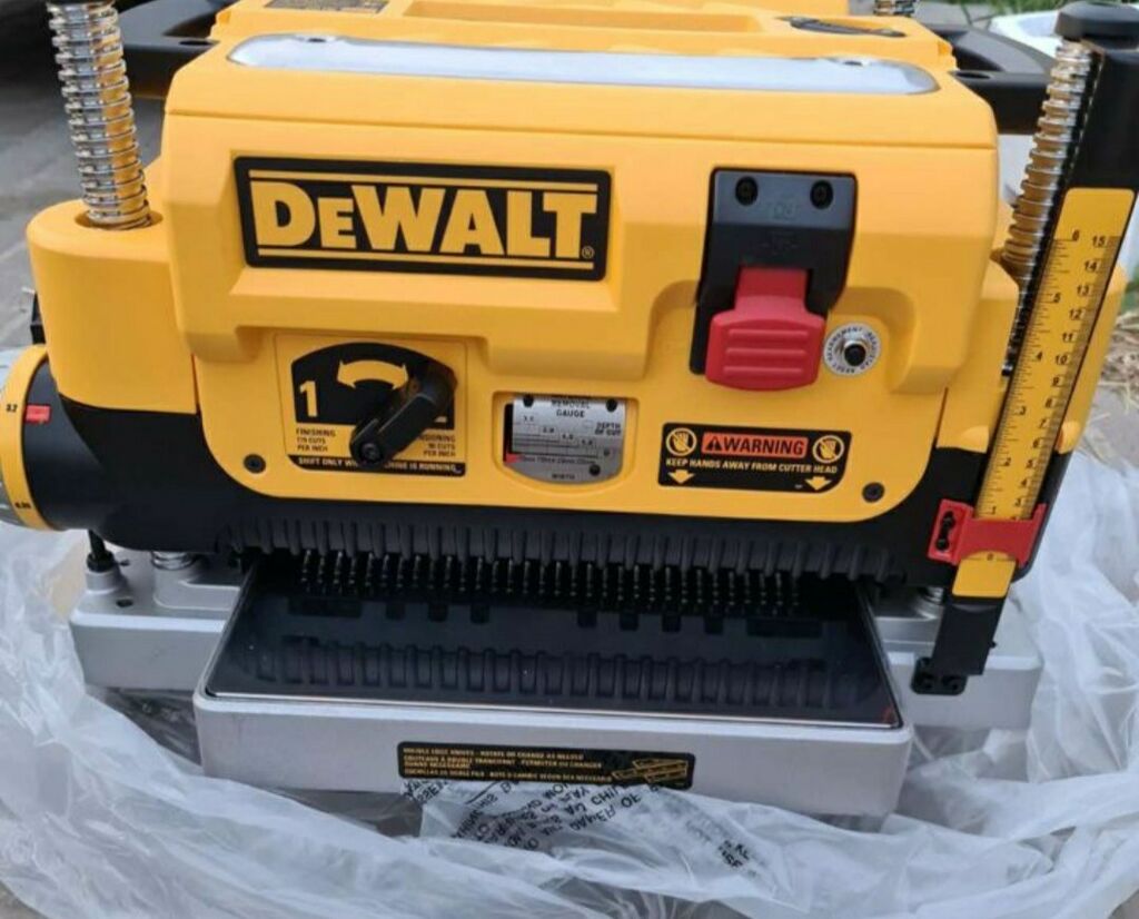 Рейсмус DEWALT 735