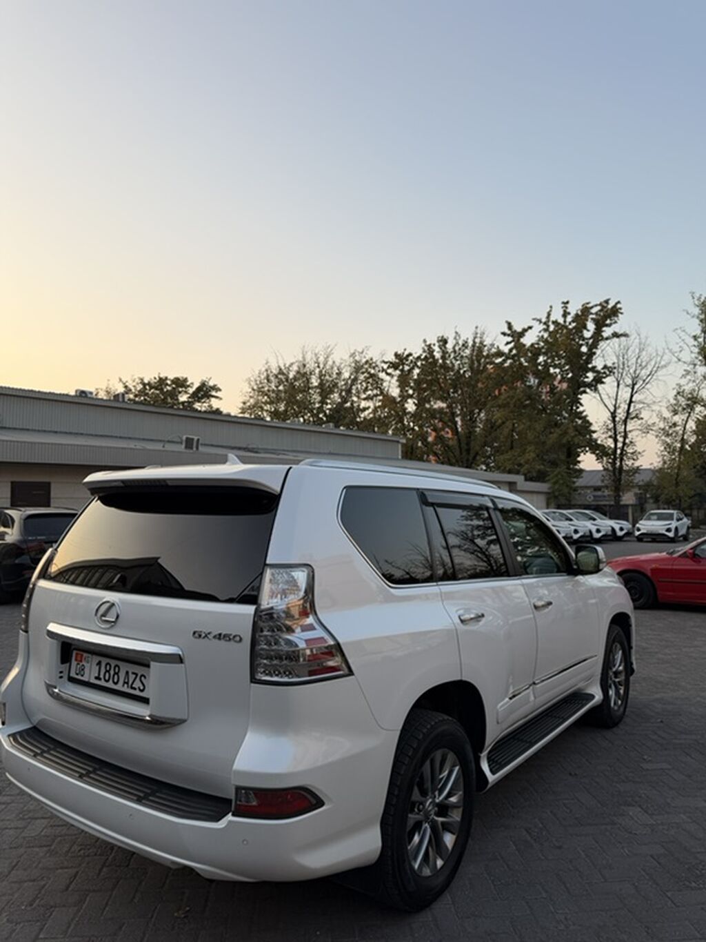 Lexus GX: 2014 г., 4.6 л, Автомат, Бензин, Внедорожник: фото 6