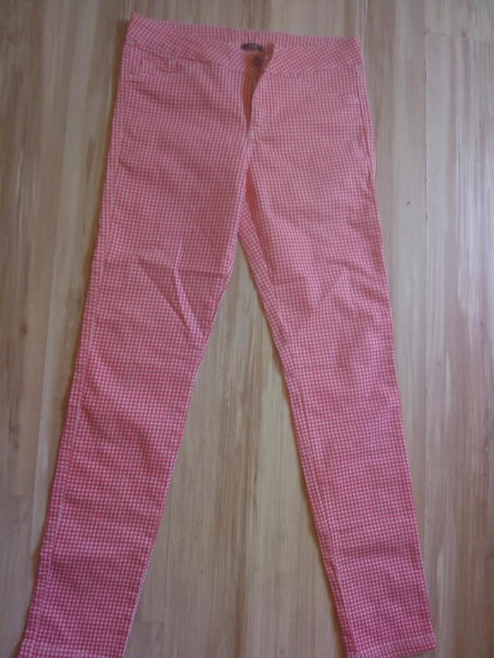 Ostalo: Italijanske pantalone.vel.m.nove na lalafo.rs Italijanske pantalone.vel.m.nove - Kraljevo