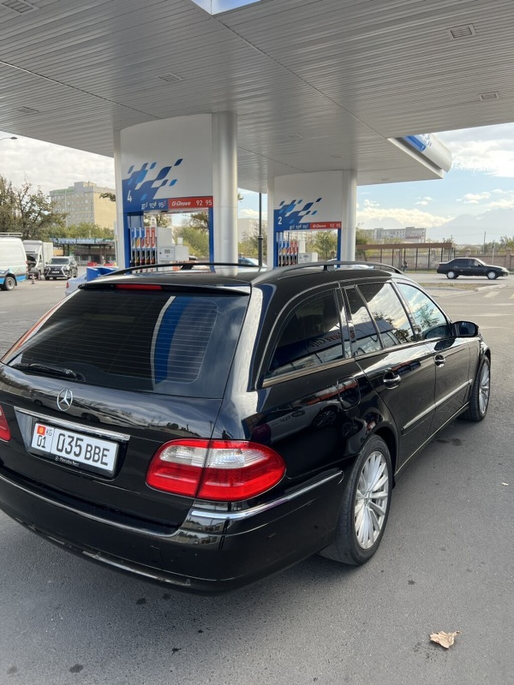 Mercedes-Benz E-Class: 2005 г., 3.5 л, Автомат, Бензин, Универсал: фото 5