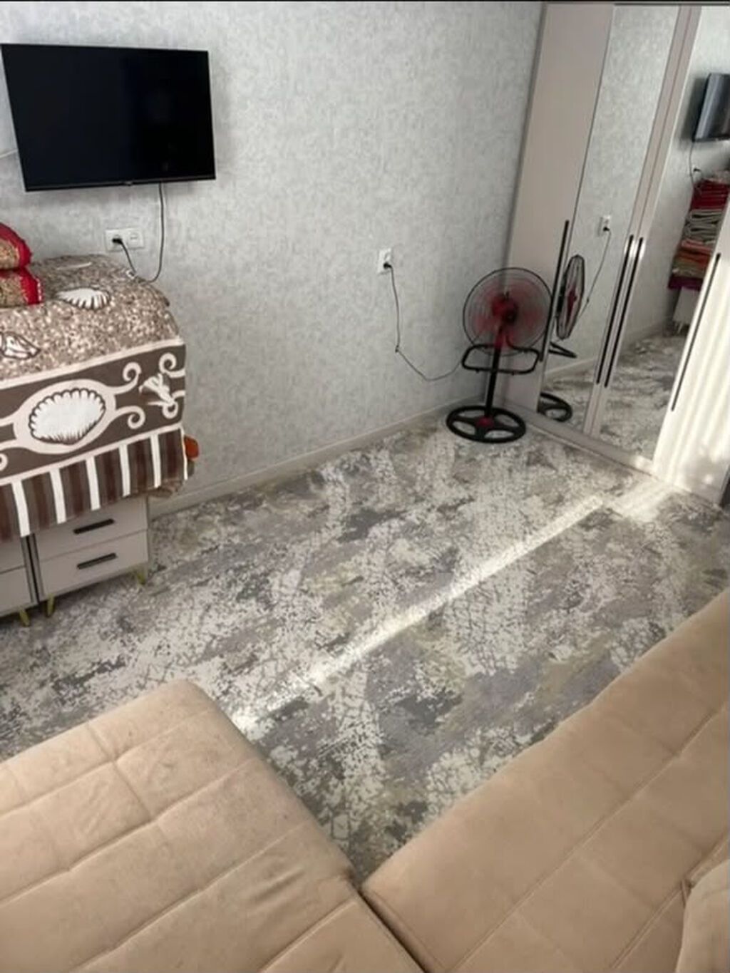 Продается 1 комната Адрес: БГУ Этаж: 5/5, крыша после ремонта: фото 3