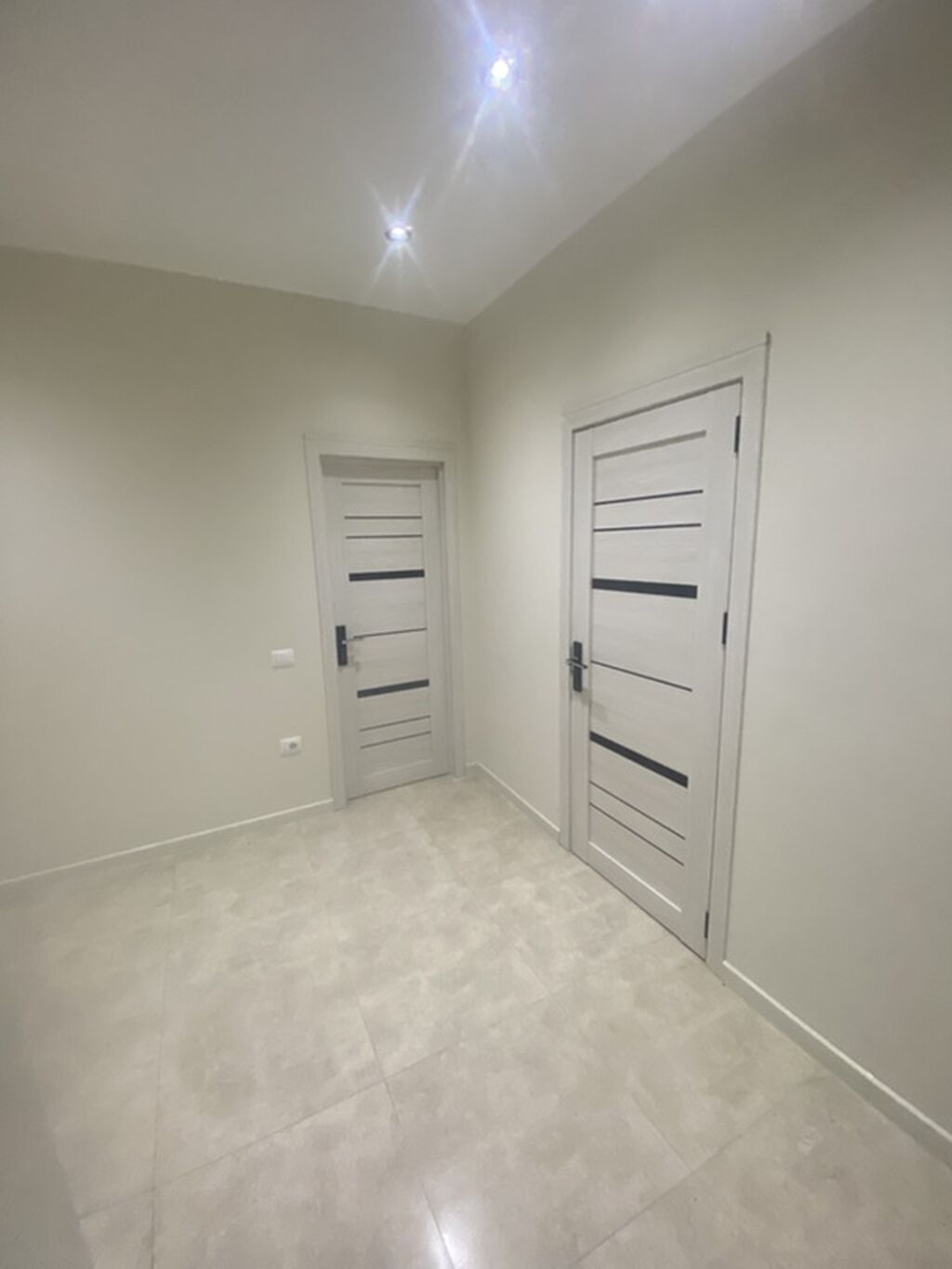 3 otaqlı mənzil – geniş mətbəx və işıqlı otaqlar - Plan: 3 ayrı otaq