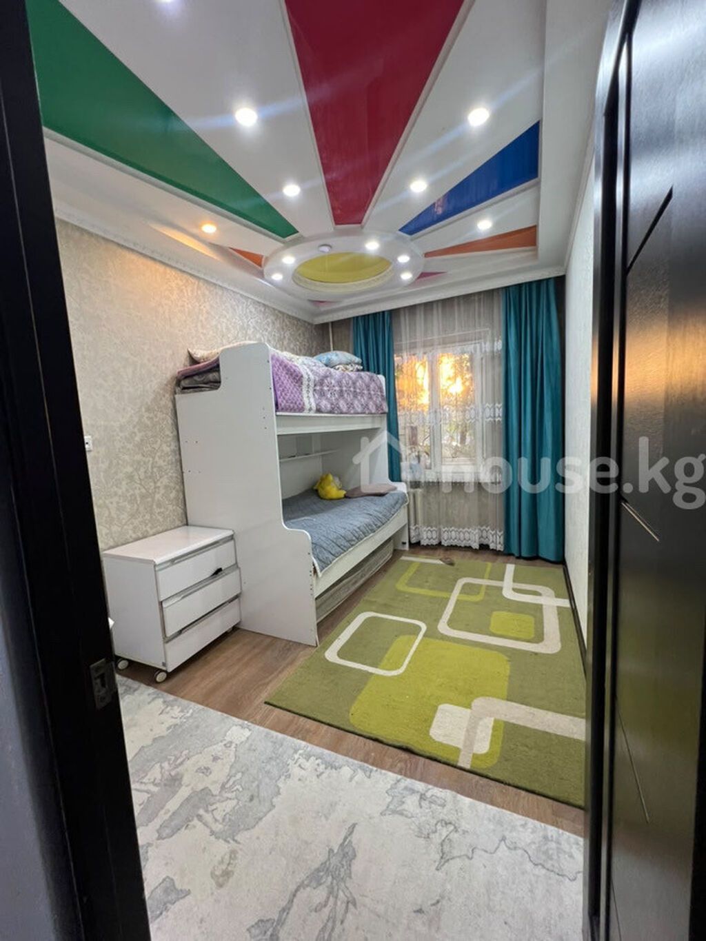 3 комнаты, 62 м², Кудайберген авторынок 105 серия, 1 этаж: фото 4