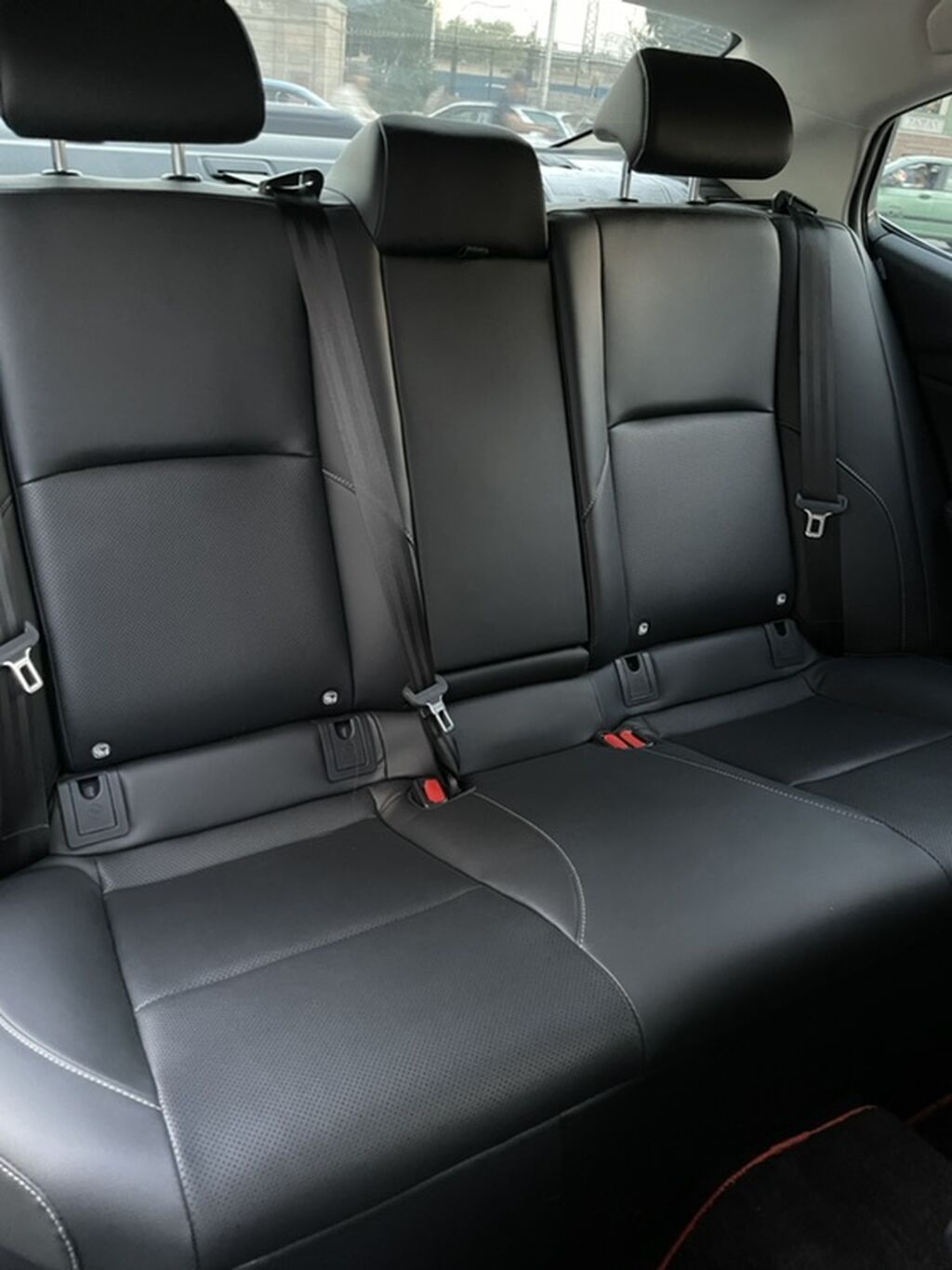 Toyota Camry: 2025 г., 2 л, Автомат, Гибрид, Седан: фото 8