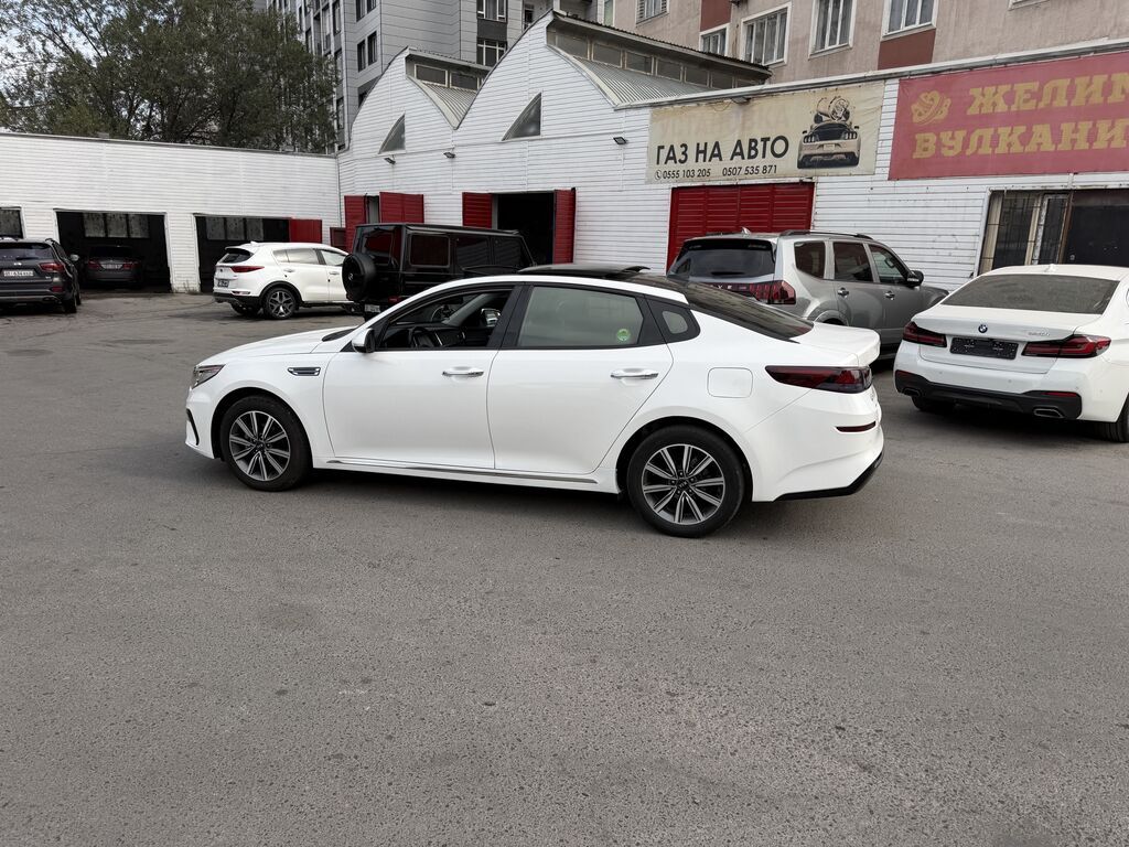 Kia K5: 2019 г., 2 л, Автомат, Газ, Седан: фото 3