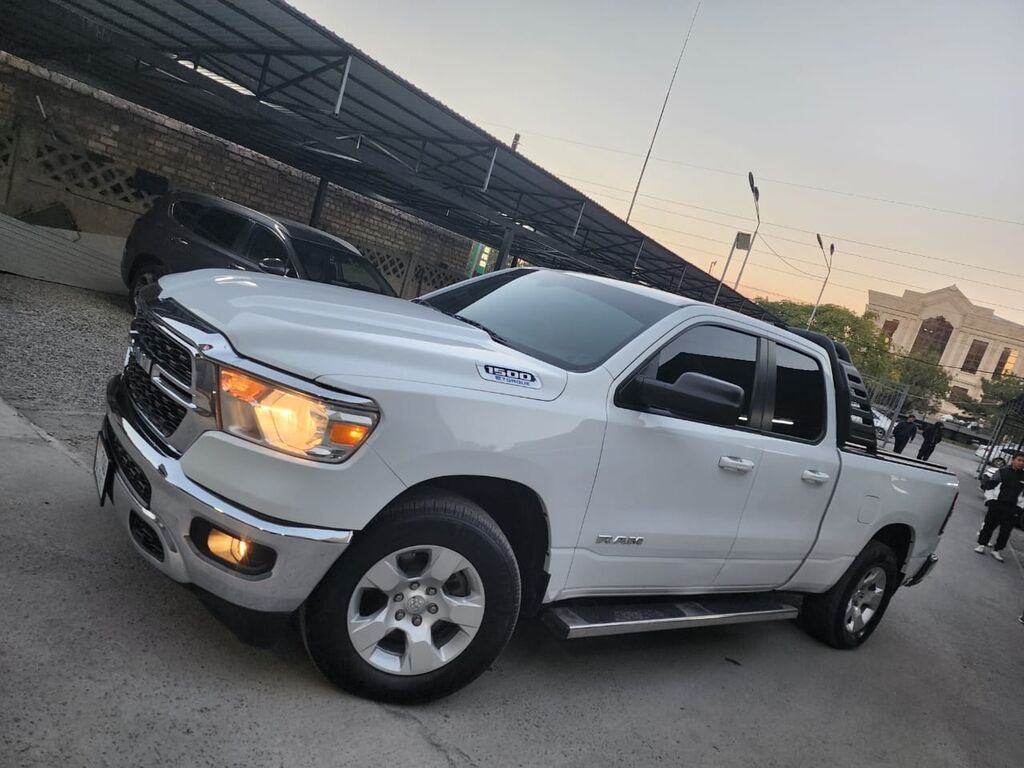 Dodge Ram 1500: 2022 г., 3.6 л, Автомат, Бензин, Пикап: фото 3