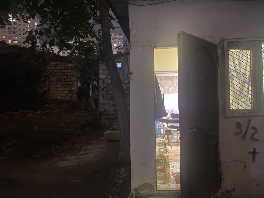 25 kv. m, 1 otaqlı, Qaz
