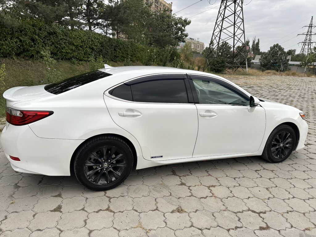 Lexus ES: 2014 г., 2.5 л, Автомат, Гибрид, Седан: фото 4