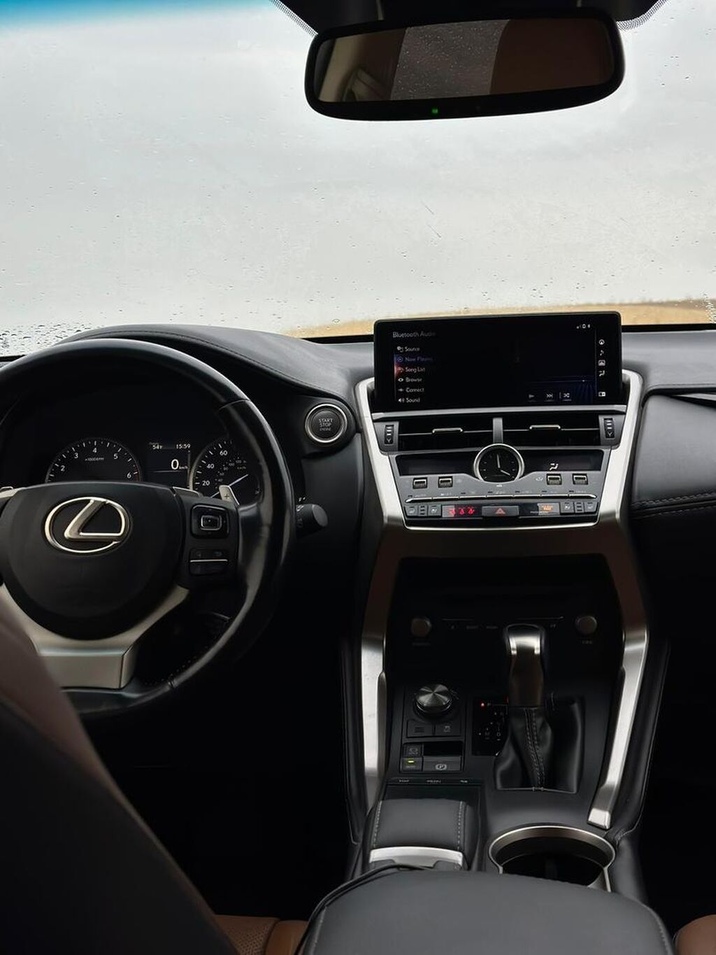 Lexus NX: 2019 г., 2 л, Автомат, Бензин, Кроссовер: фото 4