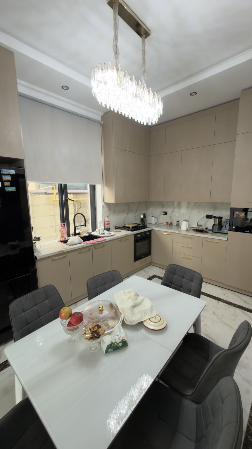 210 м², 6 комнат и более, Киргизия 1: фото 5