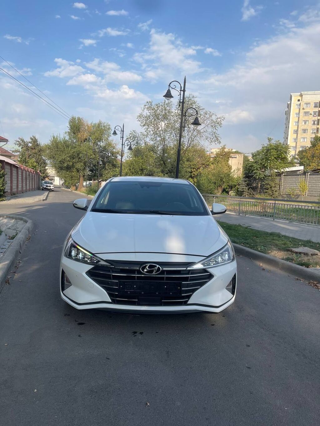 Hyundai Avante: 2019 г., 1.6 л, Автомат, Бензин, Седан: фото 3