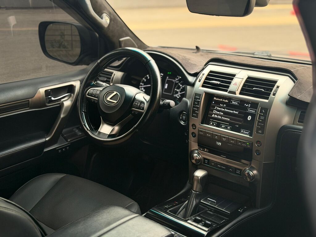 Lexus GX: 2020 г., 4.6 л, Автомат, Бензин, Внедорожник: фото 5