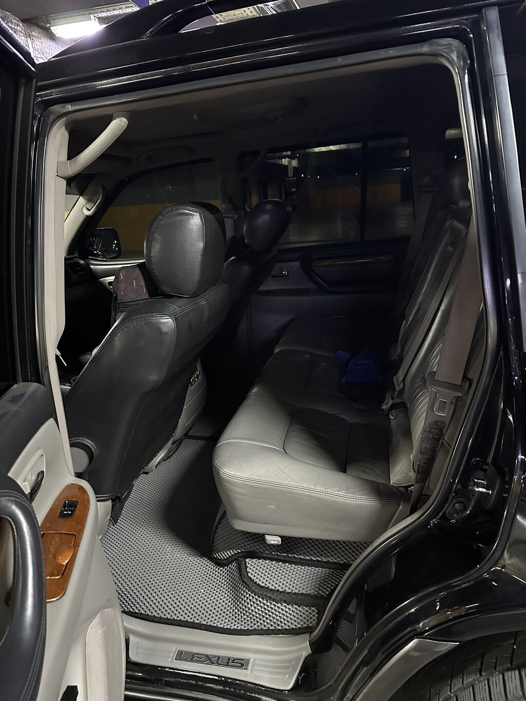 Lexus LX: 2005 г., Автомат, Газ: фото 6