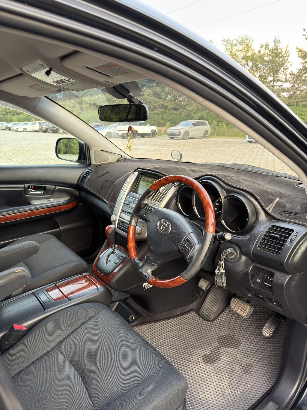 Toyota Harrier: 2004 г., 3 л, Автомат, Газ, Кроссовер: фото 8
