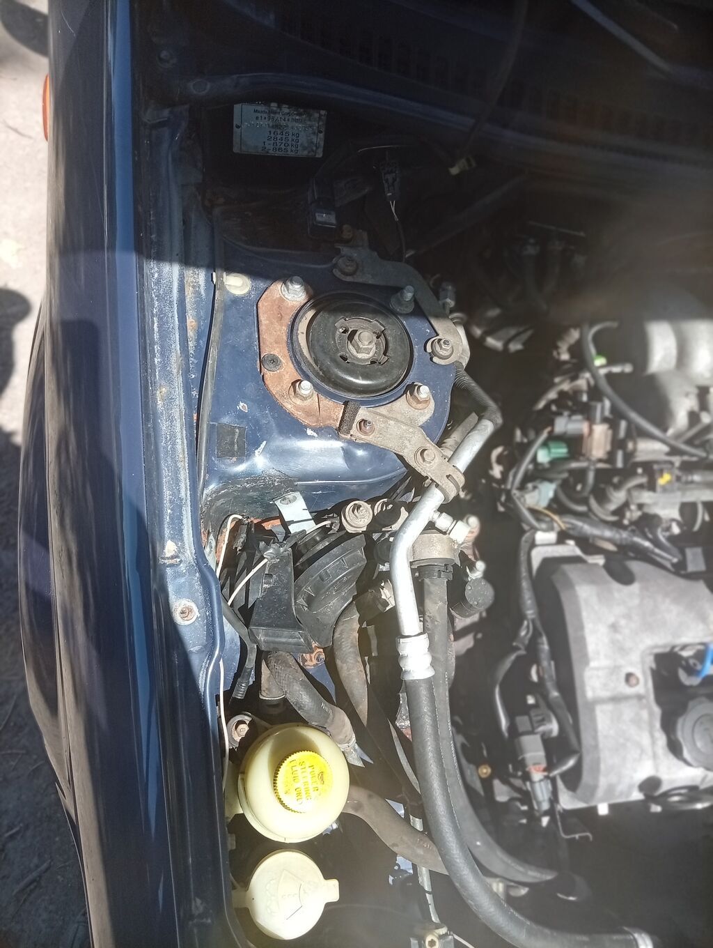 Mazda 323: 2001 г., Универсал: фото 6