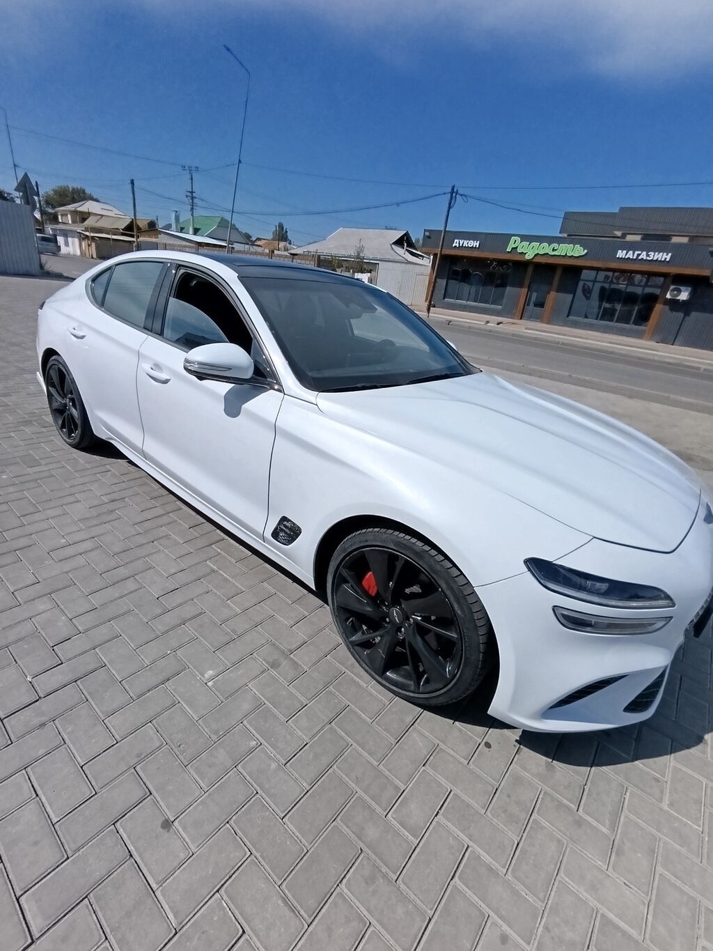 Hyundai Genesis: 2022 г., 2 л, Автомат, Бензин, Седан: фото 1