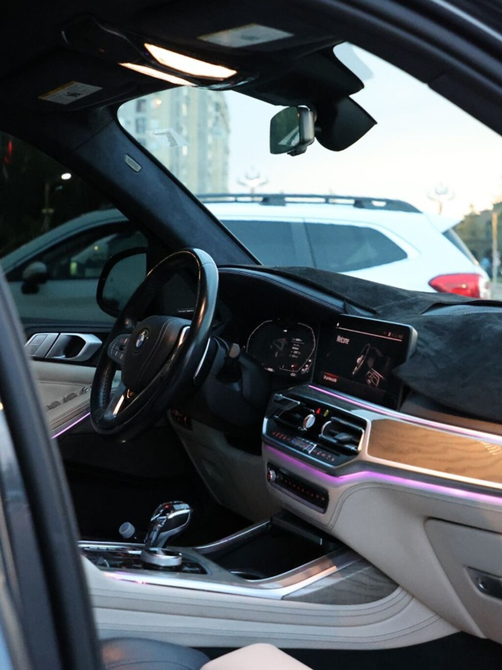 BMW X7: 2019 г., 4.4 л, Автомат, Бензин, Внедорожник: фото 5