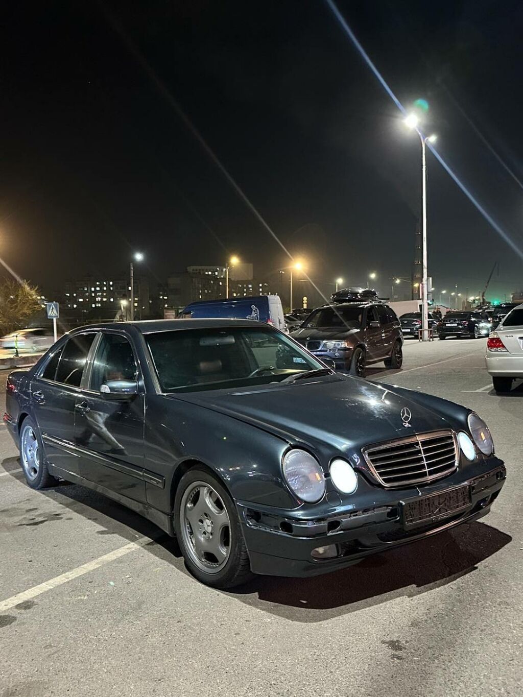 Mercedes-Benz E-Class: 2002 г., 4.3 л, Автомат, Бензин, Седан: фото 2