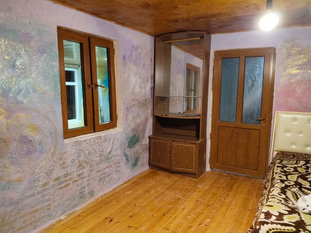 35 kv. m, 3 otaqlı, Qaz, İşıq, Su