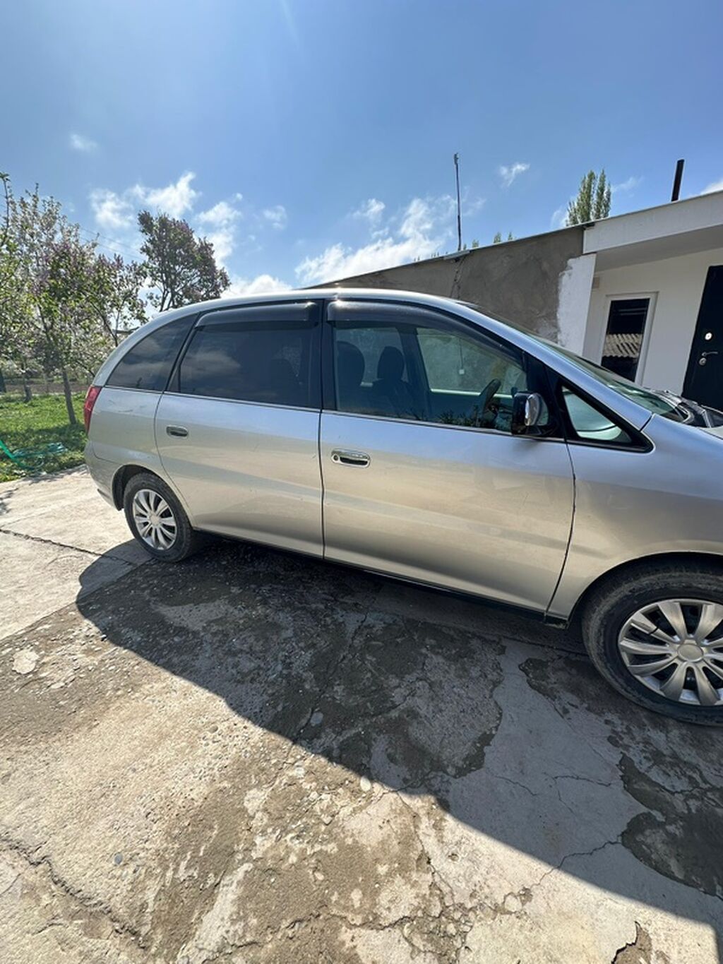 Toyota Nadia: 1998 г., Автомат, Бензин, Универсал: фото 3