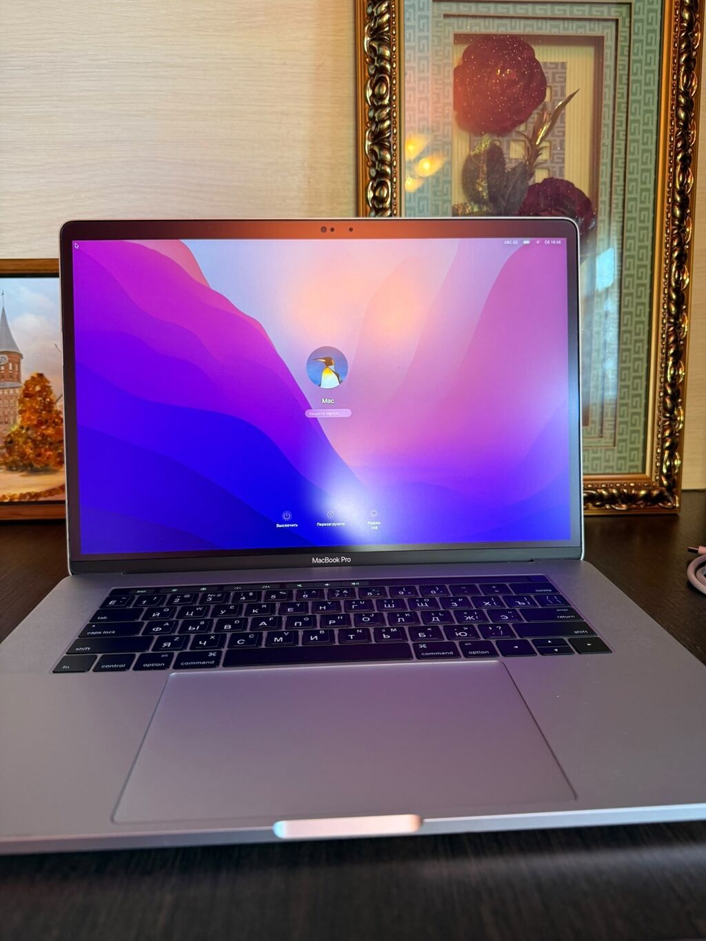 Apple MacBook Pro 16" (серый космос) - Экран 16 дюймов, тонкие рамки: фото 6