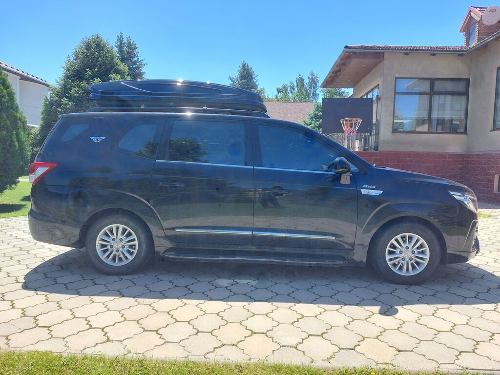 Ssangyong Korando Turismo: 2018 г., 2.2 л, Автомат, Дизель, Минивэн: фото 5