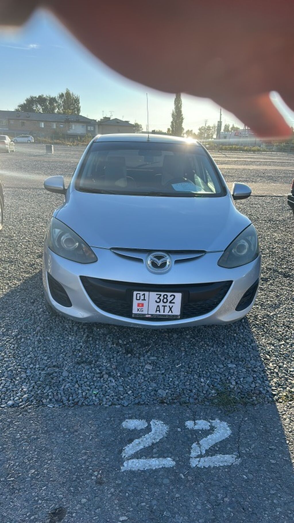 Mazda 2: 2013 г., 1.5 л, Автомат, Бензин, Хэтчбэк: фото 2