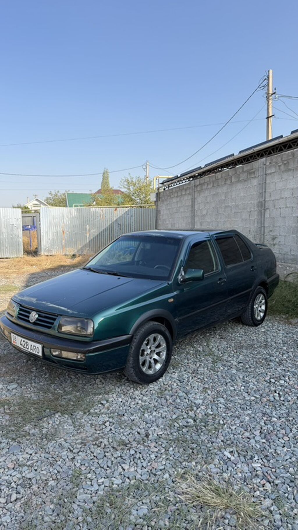 Volkswagen Vento: 1998 г., 1.8 л, Механика, Бензин, Седан: фото 4